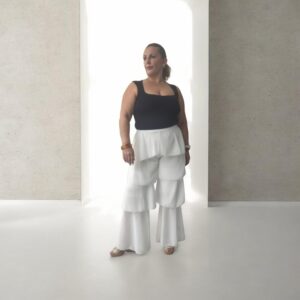 pantalón blanco volantes