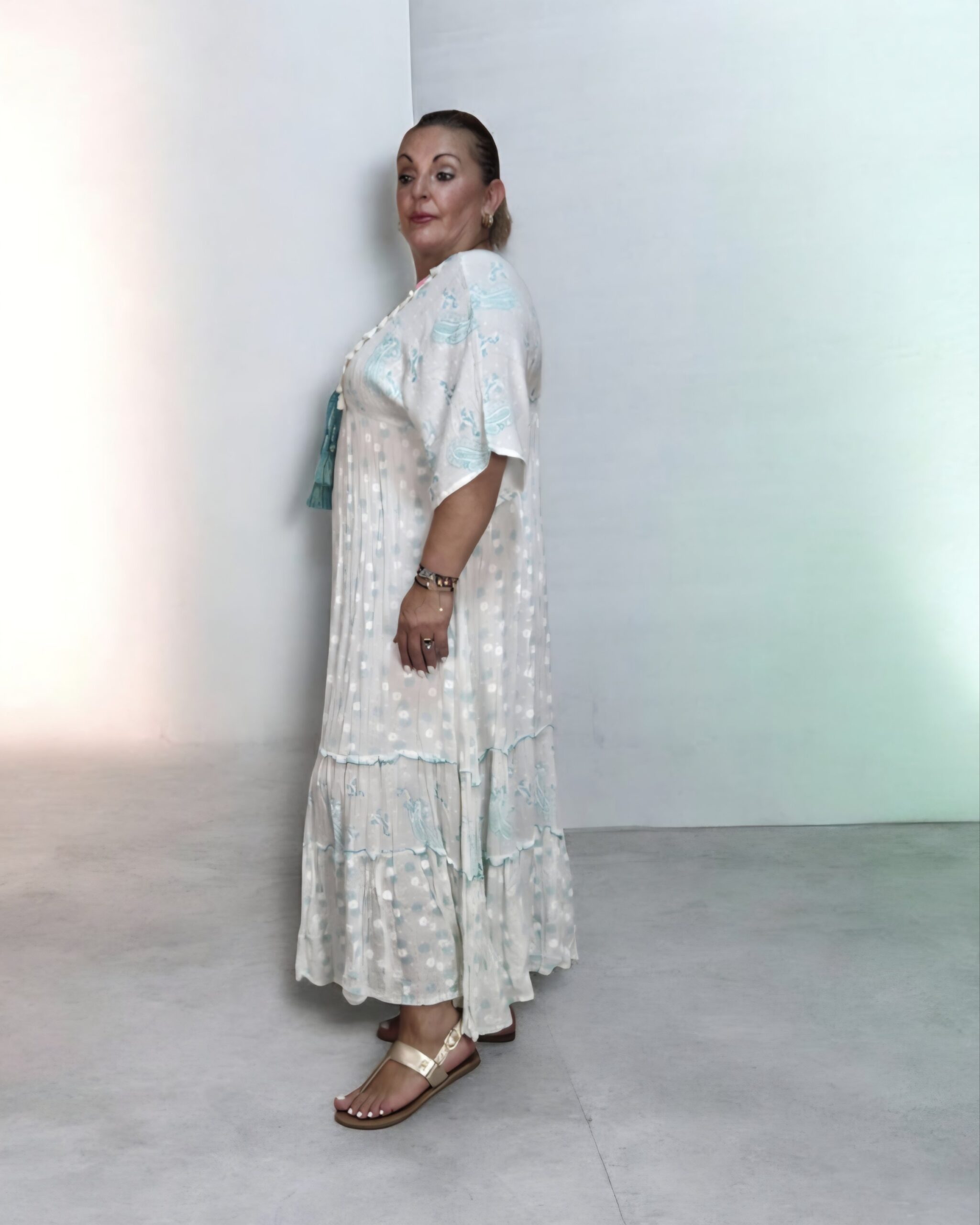 2026/08/1000262358-scaled.jpg vestido boho blanco y verde agua