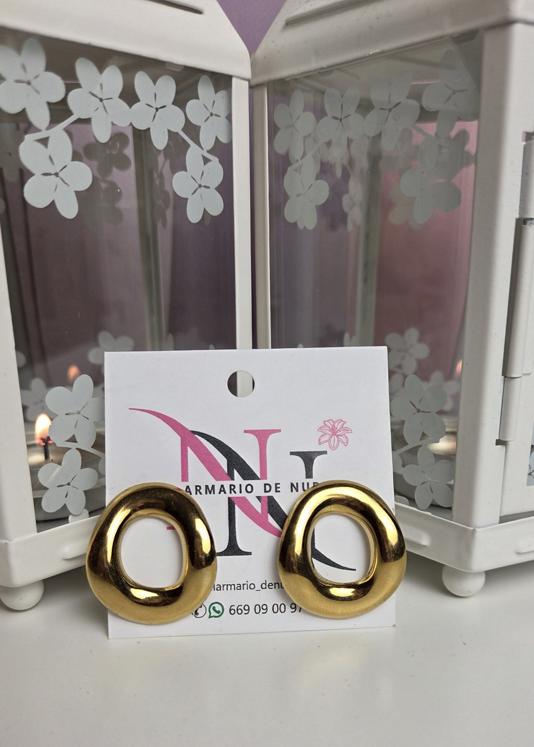 2026/09/1000095418-scaled.jpg pendientes donut dorado