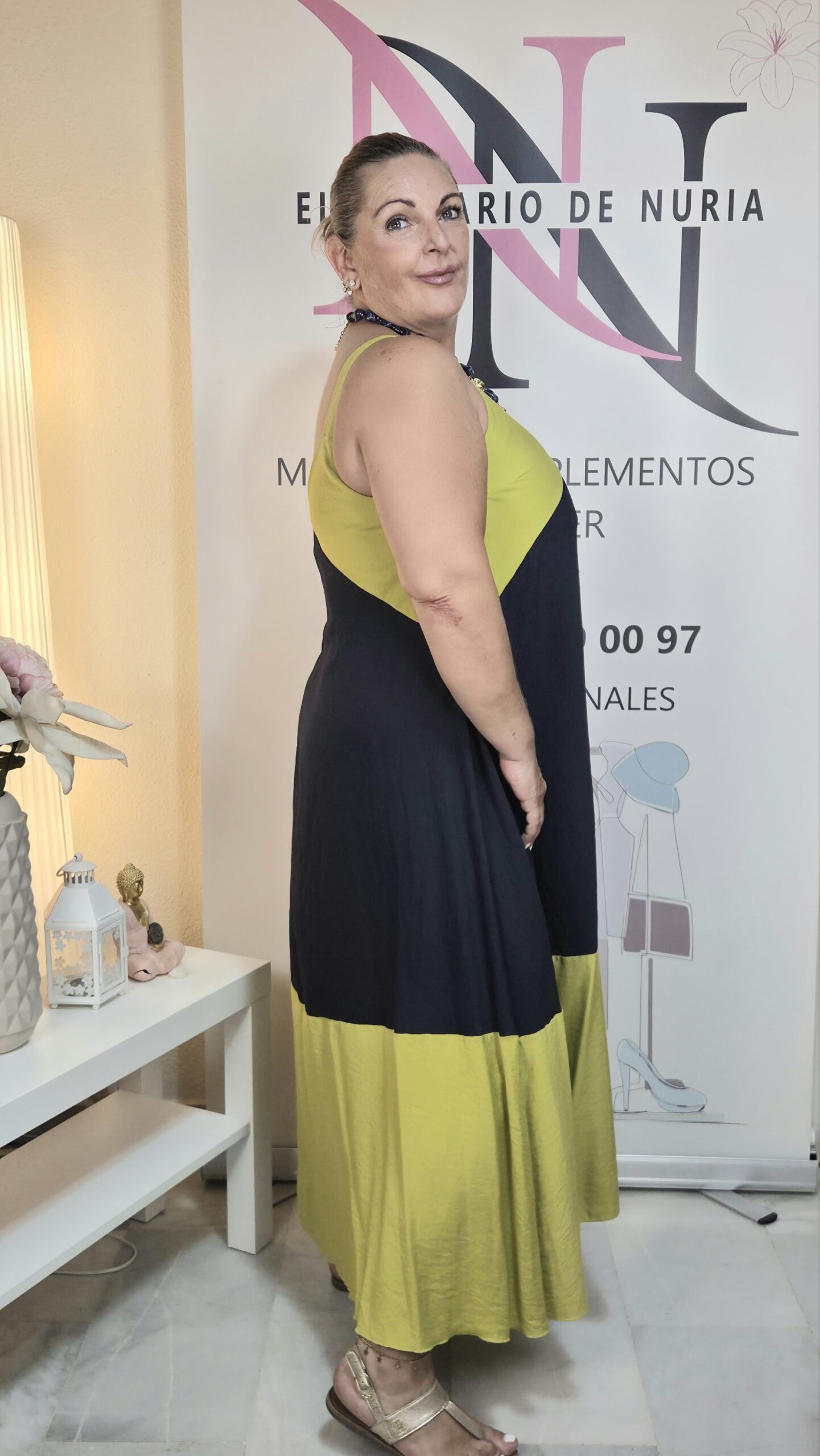 2026/09/1000269244-scaled.jpg vestido bicolor verde lima y marino