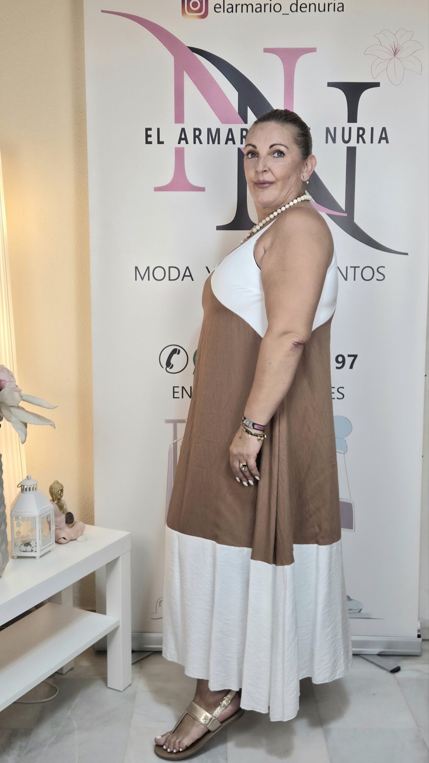 2026/09/1000275702-scaled.jpg vestido bicolor blanco y camel