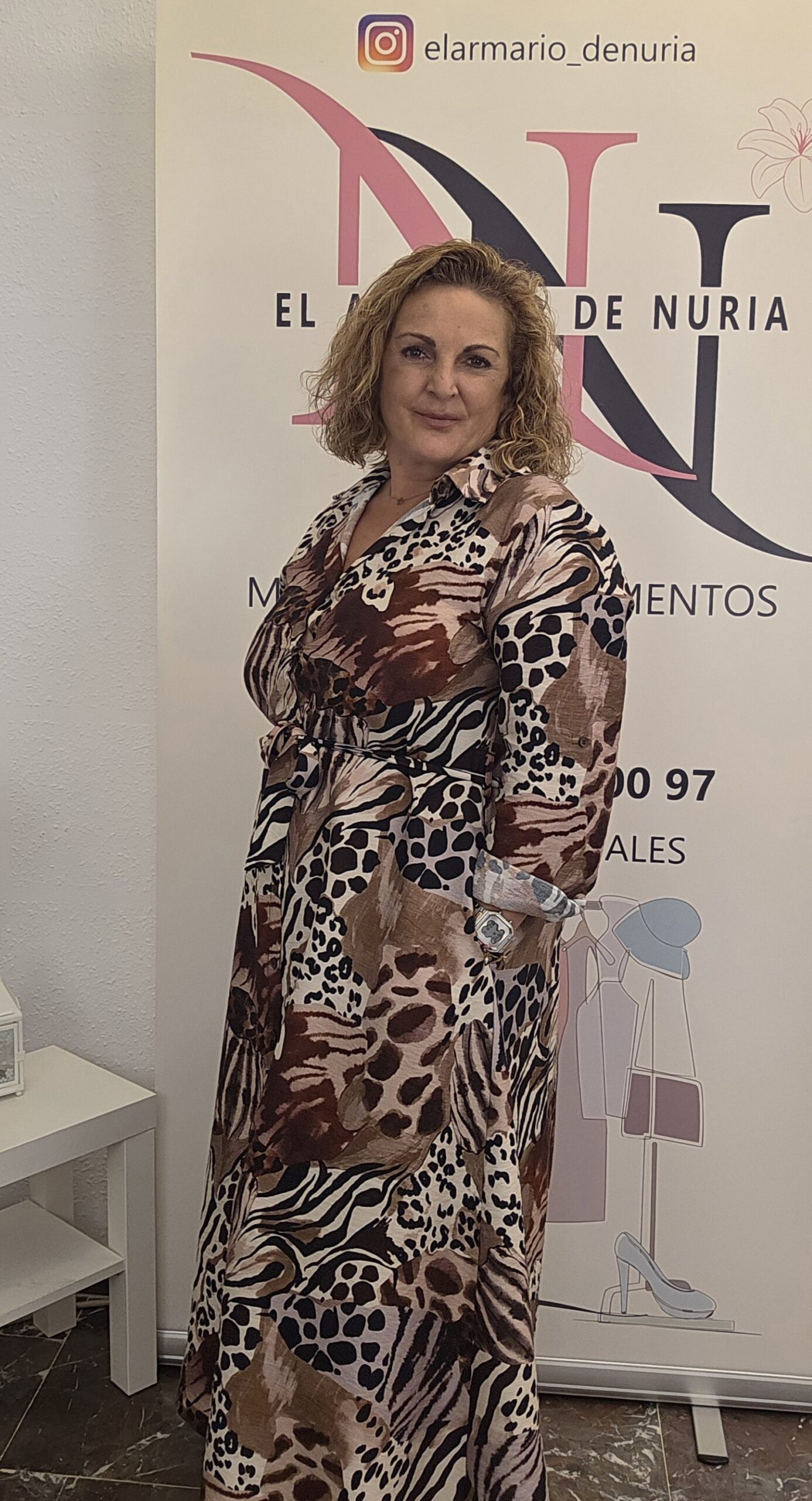 2026/10/1000314587-scaled.jpg vestido animal print