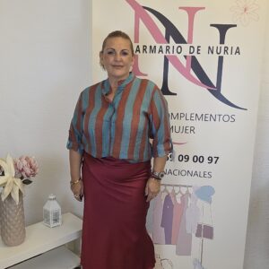 falda midi satinada berenjena