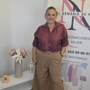 camisa camelia burdeos