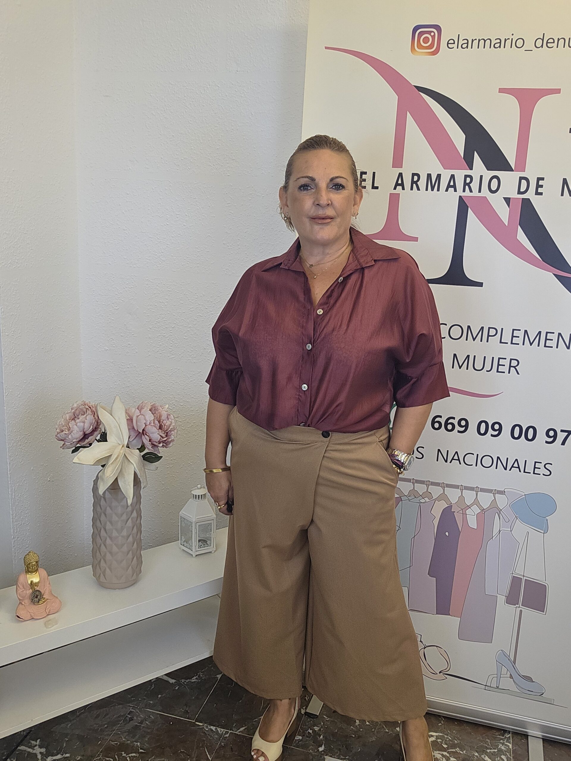 2026/10/1000318760-scaled.jpg camisa camelia burdeos