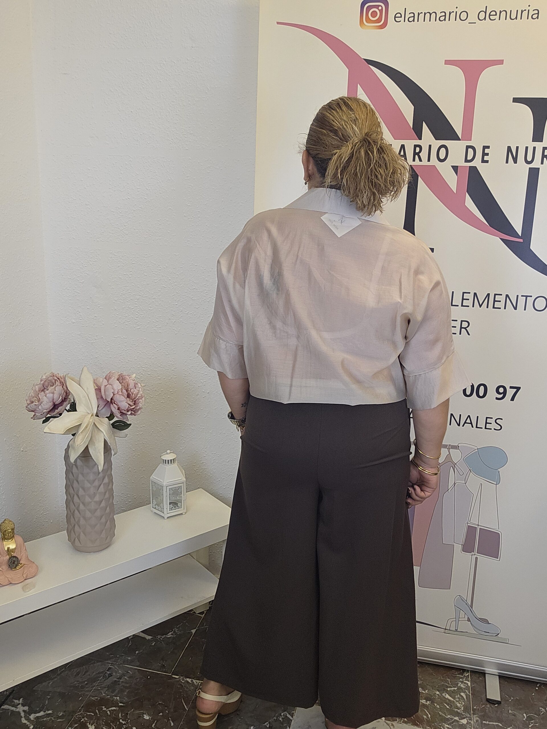 2026/10/1000318775-scaled.jpg camisa camelia marfil