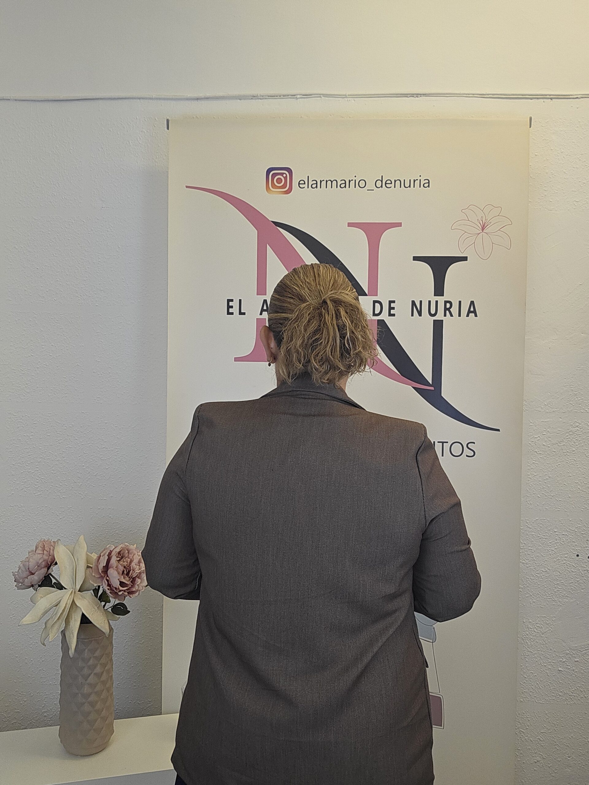 2026/10/1000322880-scaled.jpg blazer executive marrón jaspeado