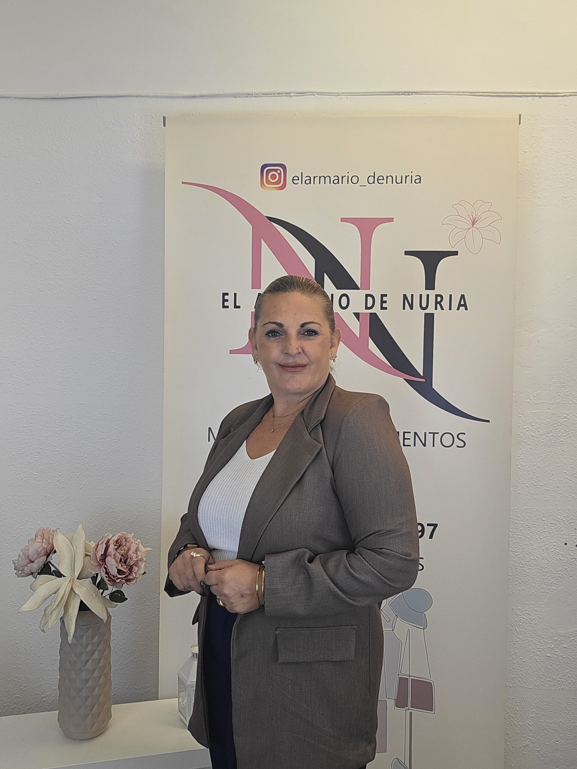 2026/10/1000322882-scaled.jpg blazer executive marrón jaspeado