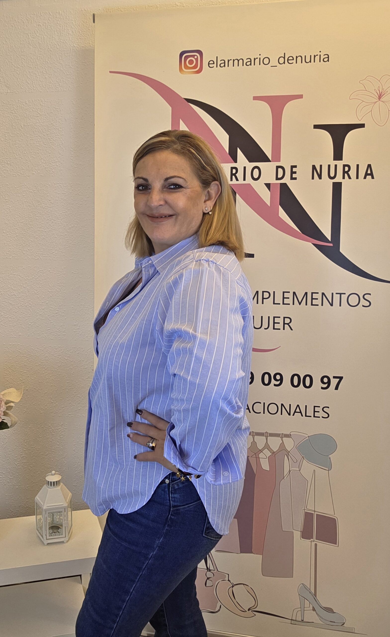 2026/10/1000335222-scaled.jpg camisa raya diplomática celeste
