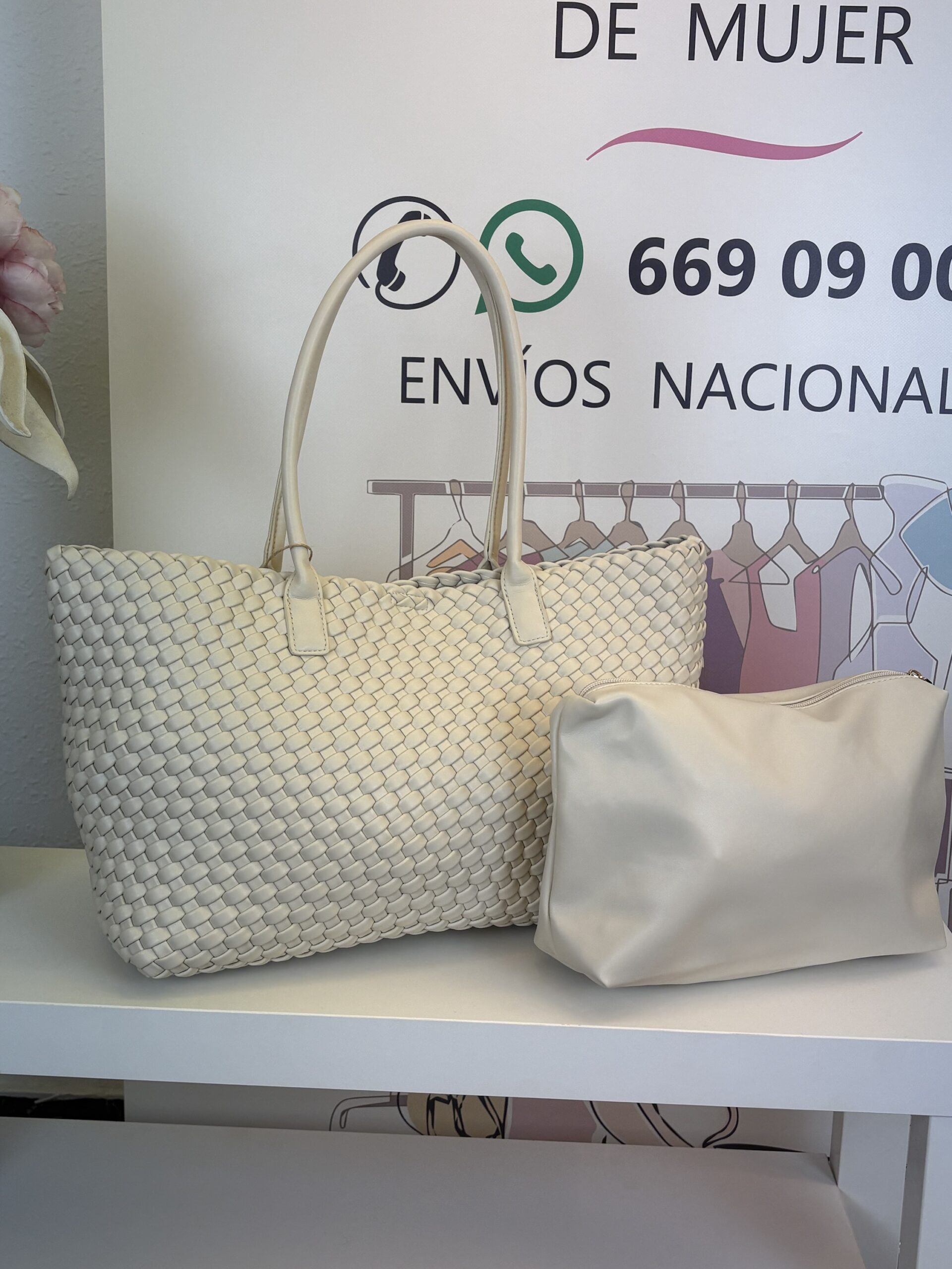 img_5021 bolso tote trenzado lia blanco roto y neceser interior