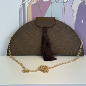 bolso clutch media luna sienna marrón chocolate